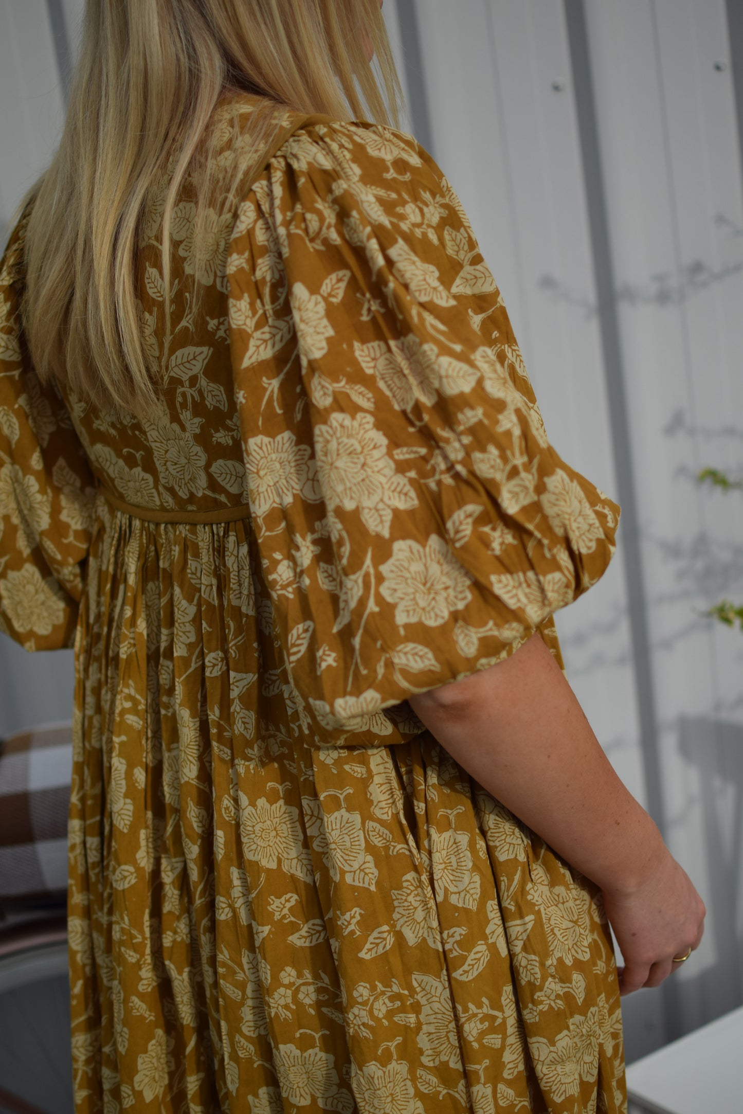 Meera Midi dress - Golden Dew