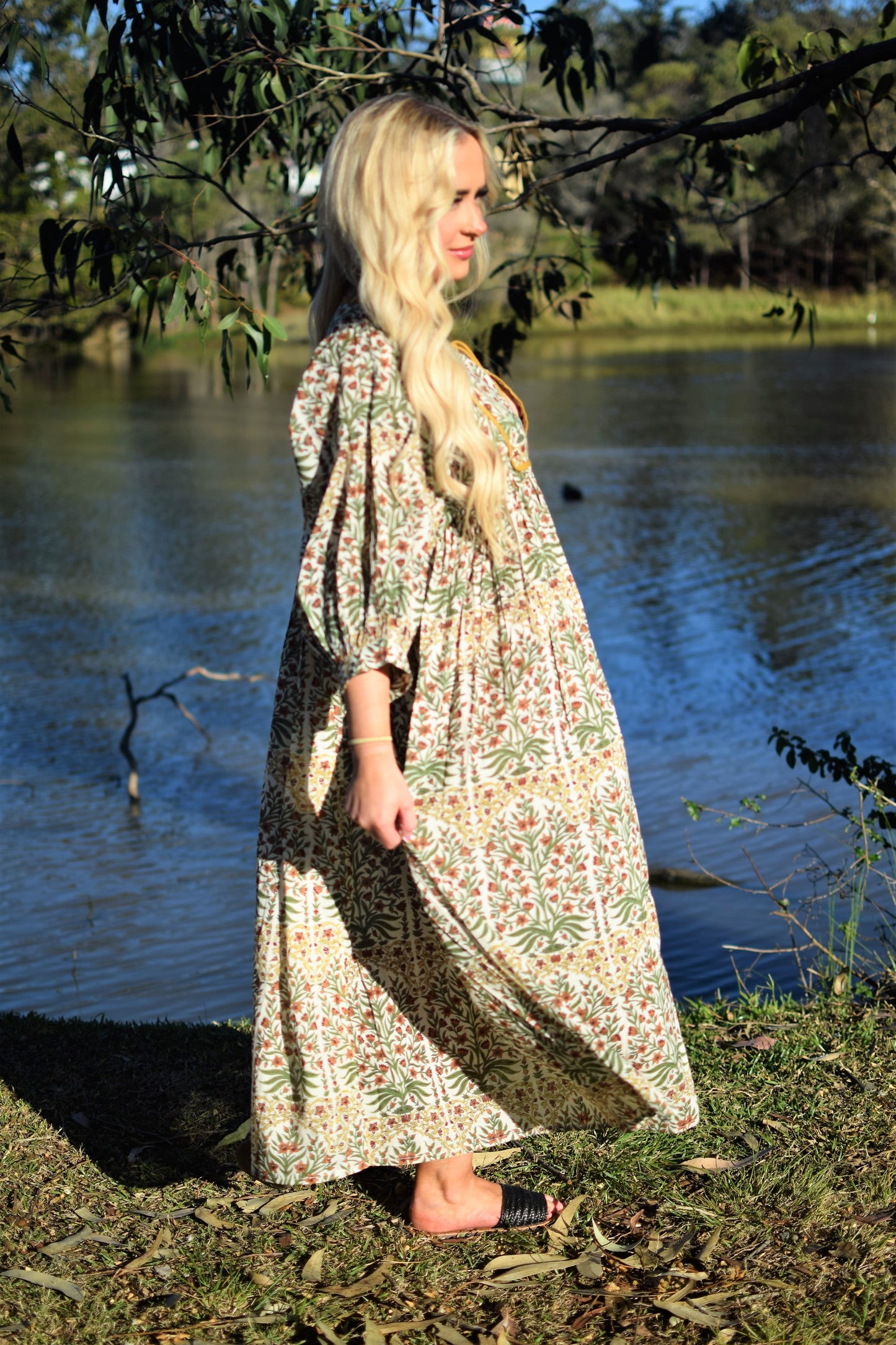 Wild Flower - Midi Dress