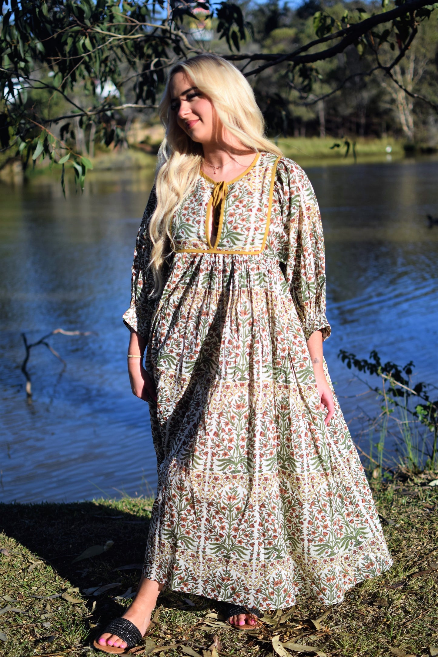 Wild Flower - Midi Dress