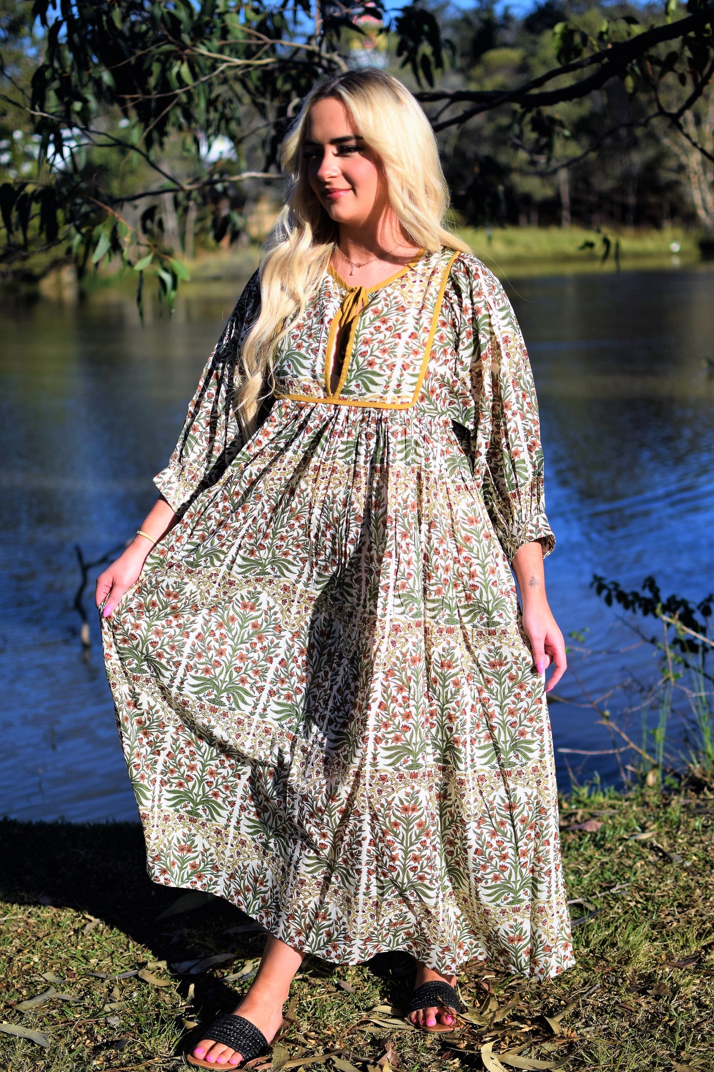 Wild Flower - Midi Dress