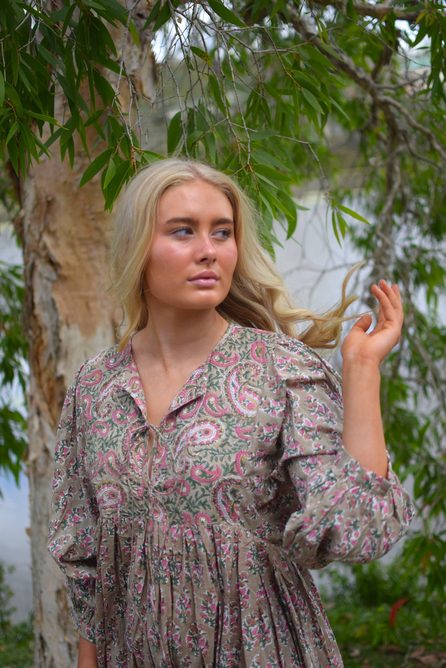 Frida Midi Dress - Fawn