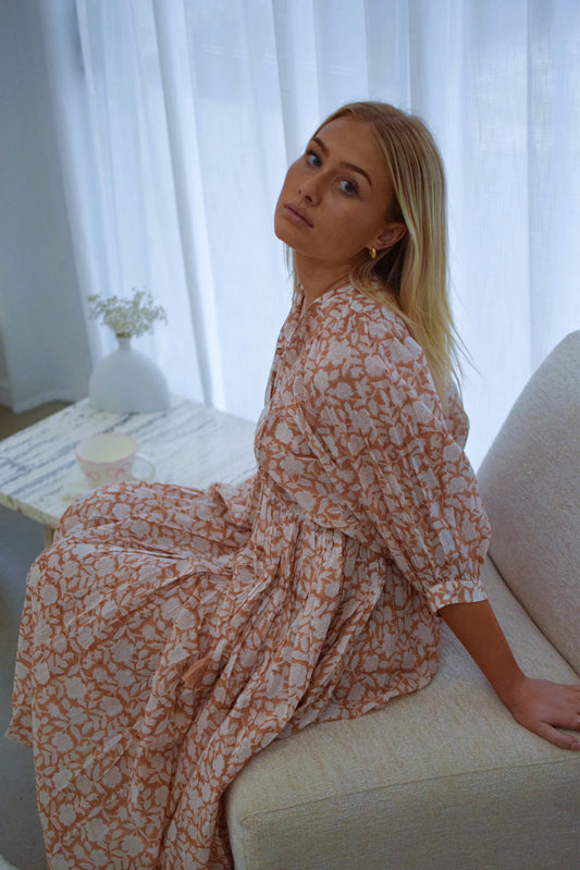 Ami Midi Dress - Apricot Seed