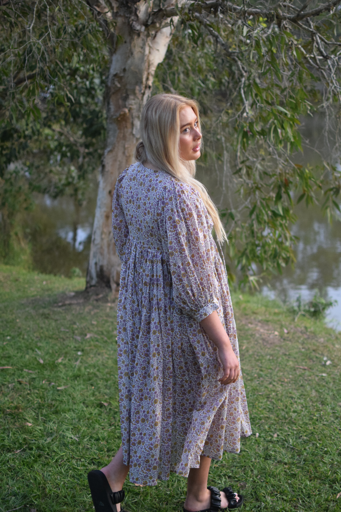 Pretty Midi Dress - Purple