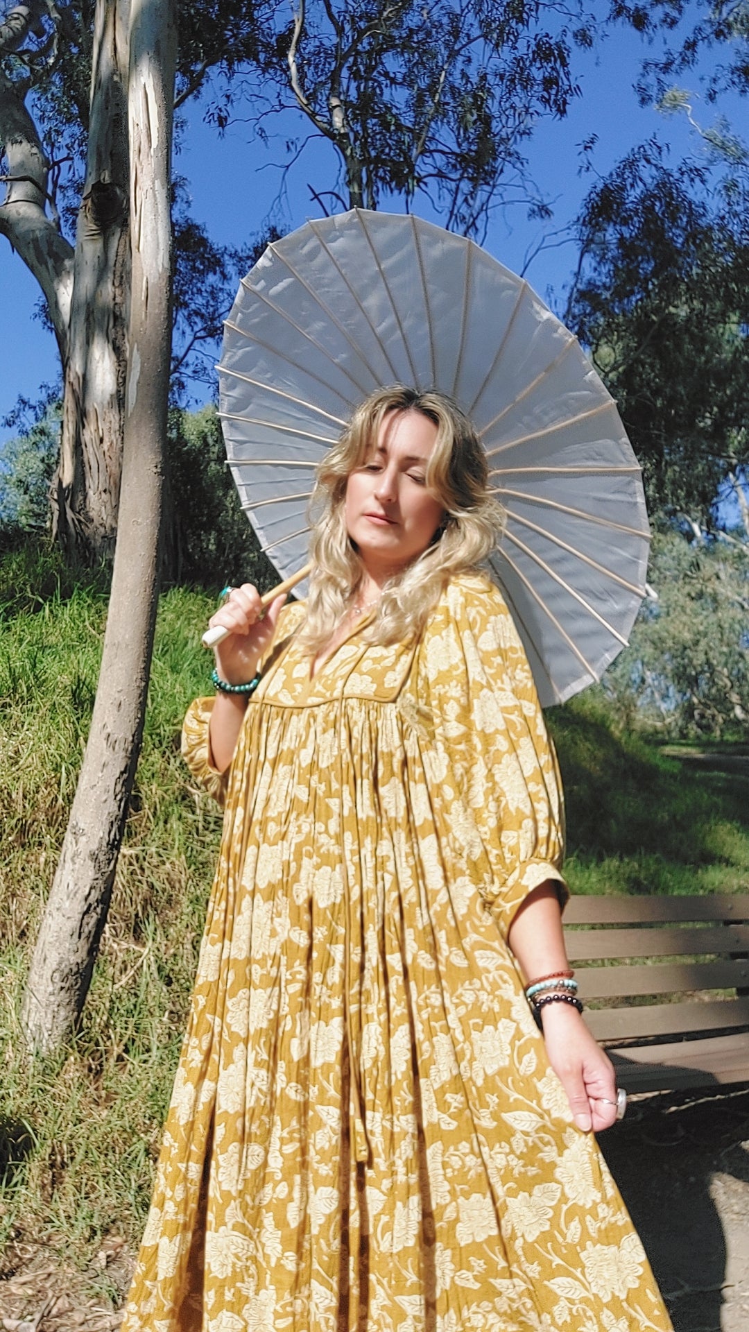 Meera Midi dress - Golden Dew